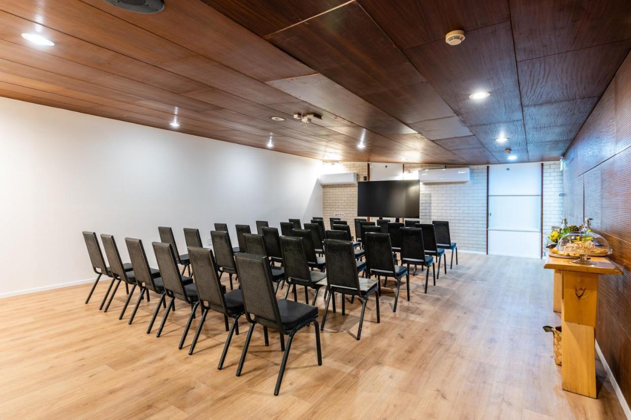 Eden Inn Zihron Yaakov Exterior foto