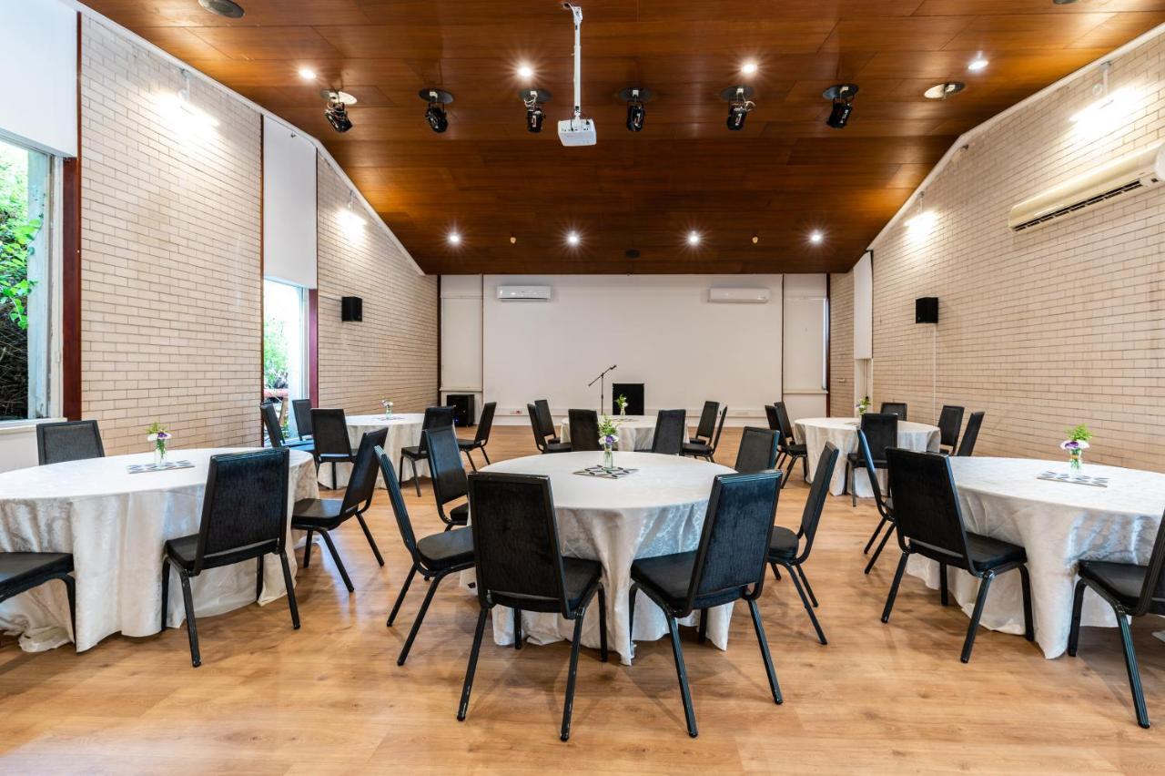 Eden Inn Zihron Yaakov Exterior foto